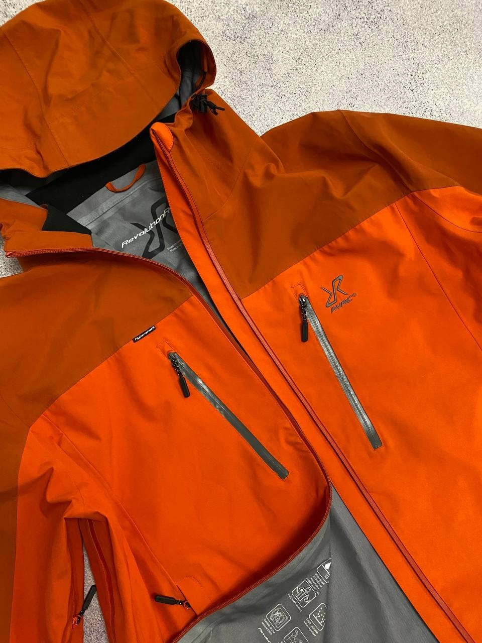 Men's  Revolution Race Silence Proshell 3L Jacket Size 3/4XL image 4