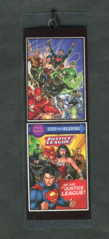 JUSTICE LEAGUE COMIC BOOK ART LAMINATED BOOKMARK. NEW! LOT #101.