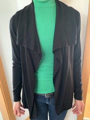 More & More Pur Gr. 38 Schwarze Strickjacke Feinstrick ohne Verschluss mit Schal