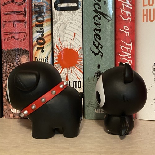 Skelanimals Vinyl Figure Diego the Bat Max Bulldog Toynami Goth Y2K Hot Topic - Picture 6 of 10