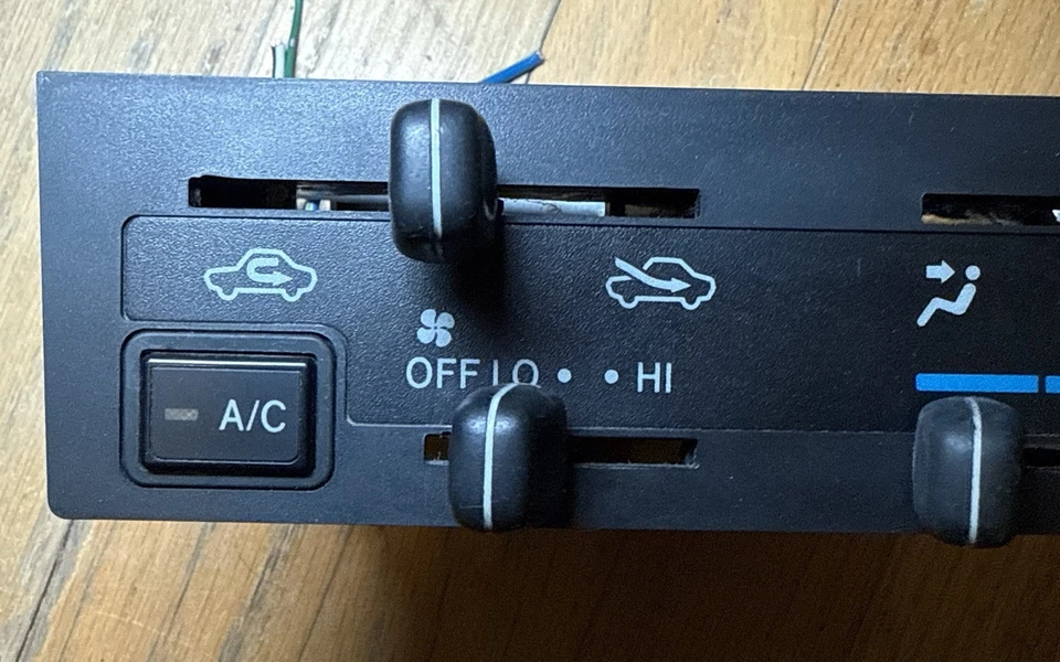 Toyota 4RUNNER TACOMA 1997-2000 OEM AIRE ACONDICIONADO calefacción temperatura control climático negro Foto 2 de 4