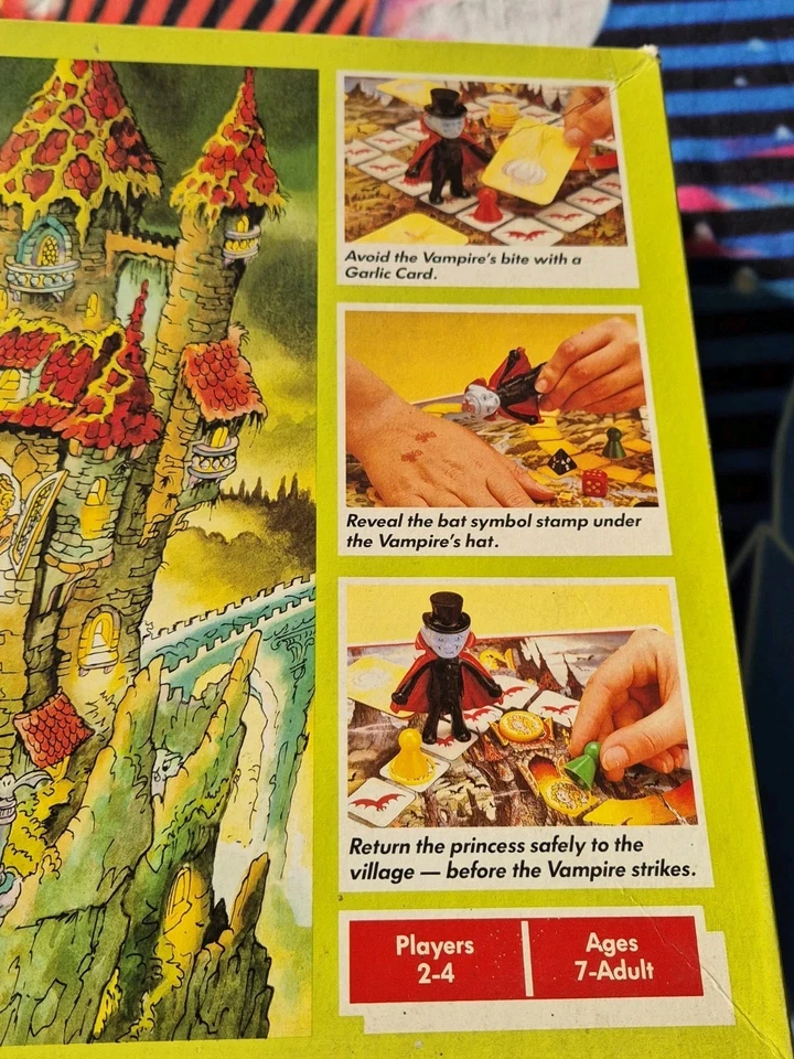 Vintage Waddingtons Vampire Game 1987 Complete VGC board game Count Dracula - Image 3 of 4