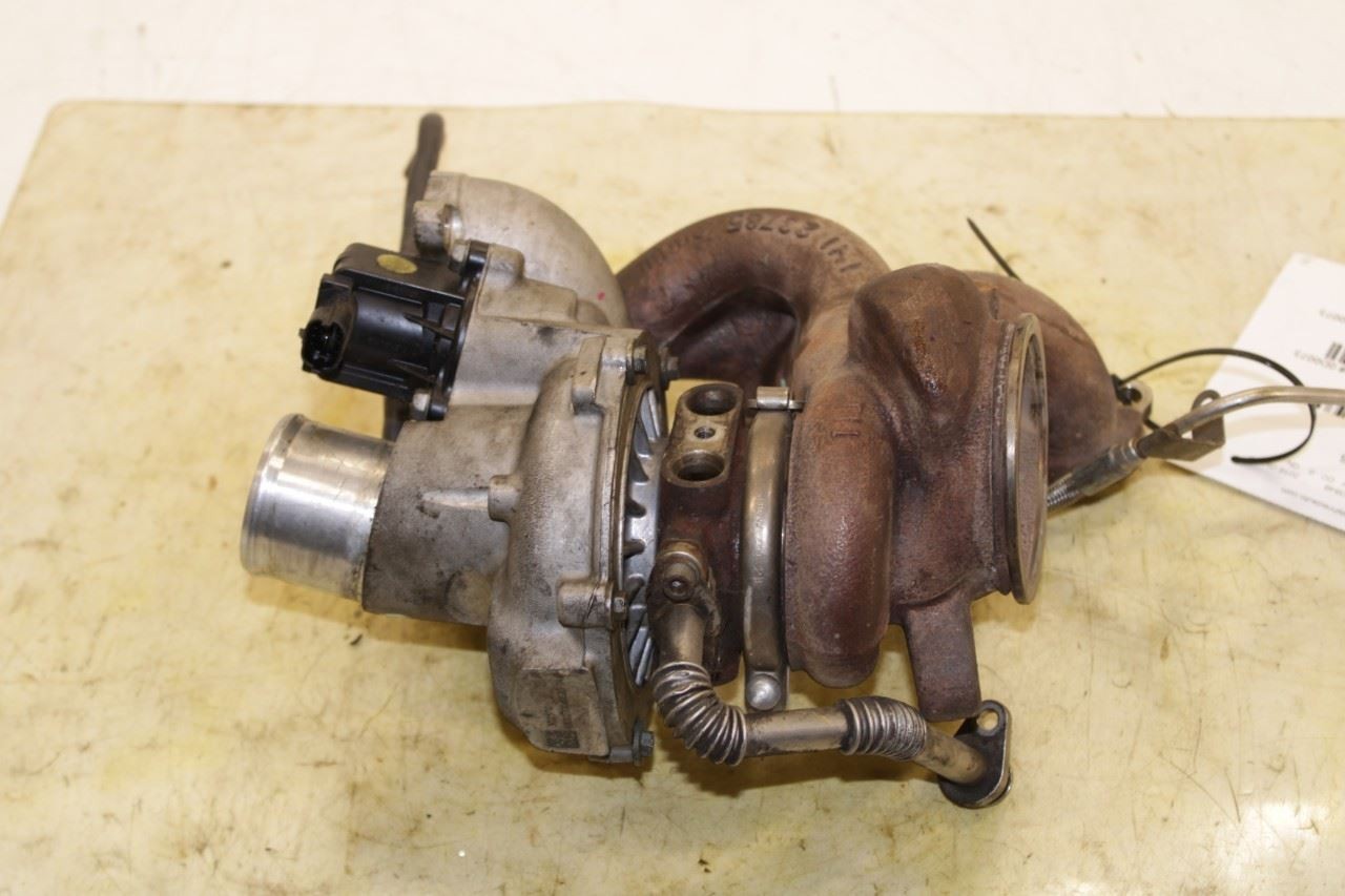 2014-20 Maserati Ghibli S Q4 3.0L AWD Left Side Engine Turbocharger Manifold 57K