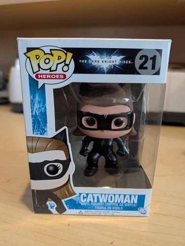 Funko Pop! Vinyl: DC Universe - Catwoman #21 The Dark Knight Rises W Protector