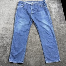 Wrangler Jeans Men  s 42x32 Blue Regular Fit Straight Leg 5 Pocket Denim 85900DW