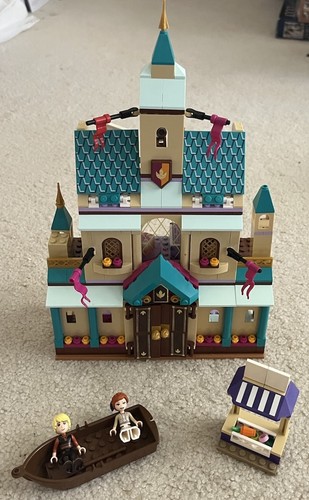 Lego Disney Frozen II #41167 Schlossdorf Arendelle - unvollständiges Set + 2 Minifiguren
