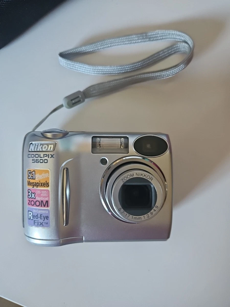 Nikon Coolpix 5600 Digital Cameras with Date/Time Stamp for Sale