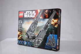 LEGO Star Wars: Kylo Ren's Command Shuttle (75104)