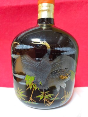 Suntory Old Whisky Special Design Double Lions Glass bottle (empty)  Japan