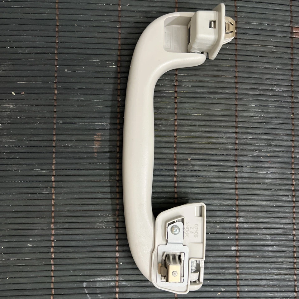 2022 SUBARU OUTBACK ЗАДНИЙ ЛЕВЫЙ ЗАХВАТ КРЫШИ ВСПОМОГАТЕЛЬНАЯ РУЧКА OEM - Изображение 2 из 3