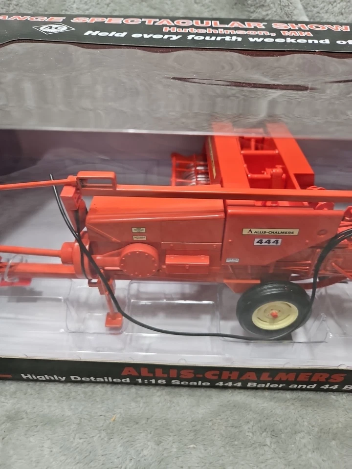Allis Chalmers 444 Baler w/44 Thrower 1/16 Diecast Implement SpecCast Rare - Image 4 of 4