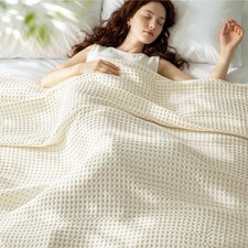 100 Cotton 330GSM Waffle Weave Full Size Blanket for Bed, Lightweight Breath...