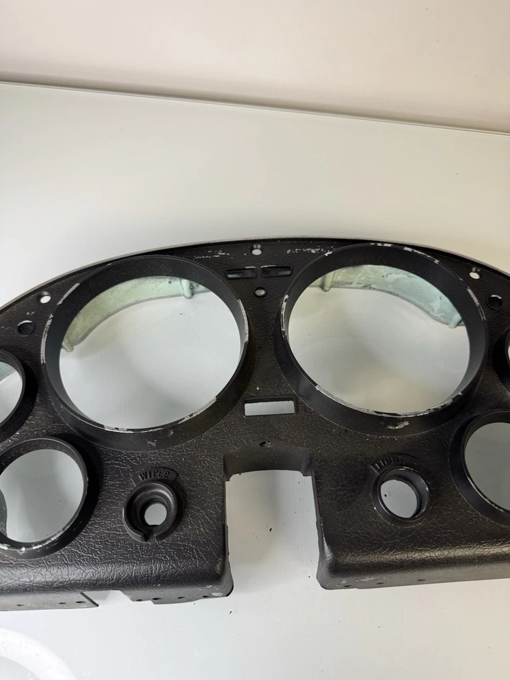 1965 1966 1967 Chevrolet Corvette OEM Gauge Bezel 6408125 C2 Housing 65 66 67 - Image 4 of 4