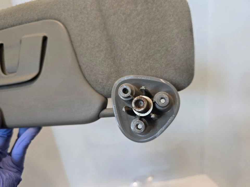 99-06 Chevy Silverado 1500 GMC Yukon Sierra Tahoe par de para-sol esquerda direita A011 - Imagem 4 de 4