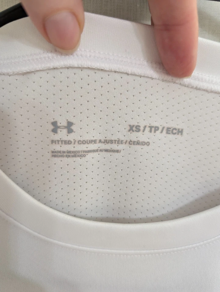 Under Armour Mujer XS Camiseta Ajustada Ropa Activa Blanco Fútbol Tiro Foto 4 de 4