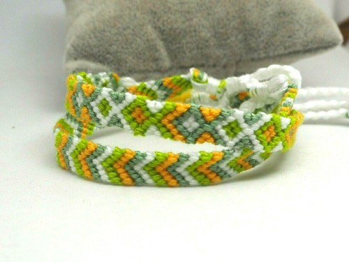 Pulseras artesanal macramé "agosto" nº2 en hilos de algodón - Bild 2 von 6
