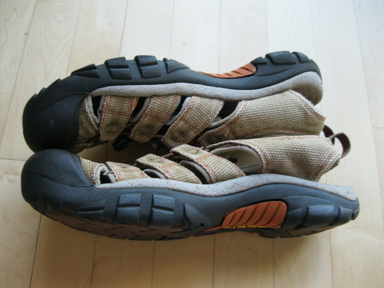 Sandali Keen Newport impermeabili da trekking sportivi acqua marroni da uomo 8 5