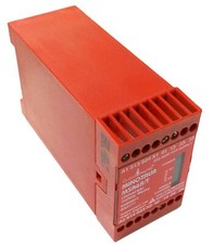 Allen-Bradley 23018 110 V AC Safety Relay