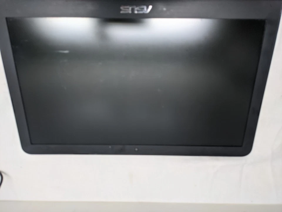 ASUS GL551J | Core i7 | 16GB Ram | Sin HDD | Piezas/Reparación Foto 2 de 4