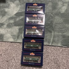 Bachmann OO Gauge 38-095 34 Ton pans Ballast/Spoil Wagon 5 Rib Railtrack