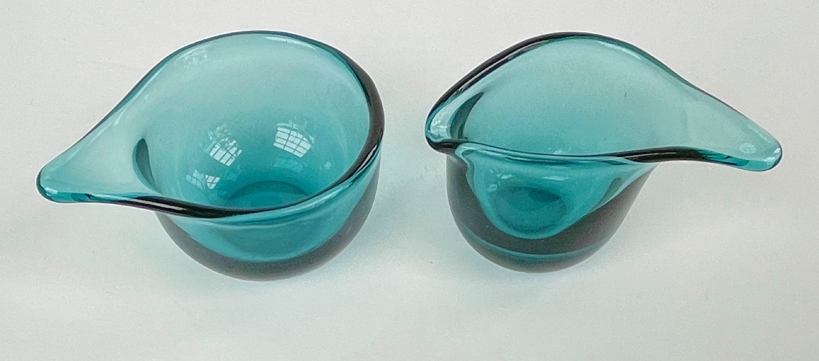Vintage VIPSTJERT 1950 HOLMEGAARD  Teal Blue Glass Creamer & Sugar Per LUTKEN