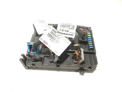 SICHERUNGSRELAISKASTEN E1064160 1.2 BENZIN MK1 2017 Peugeot 2008