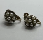 VTG MIRIAM HASKELL Signed Faux Pearl Cluster Gold Tone Screw Backs Classy