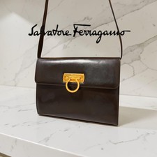 Borsa a tracolla Salvatore Ferragamo Gancini in pelle marrone autentica vintage