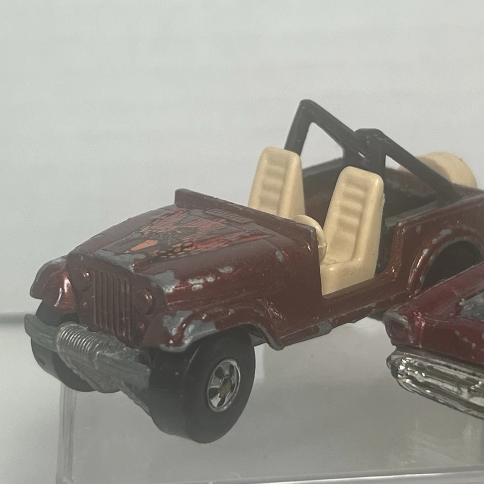 LOTE Vintage Hot Wheels Carros de Diecast 1:64 Porsche Corvette Plymouth Firebird Jeep - Imagem 2 de 4