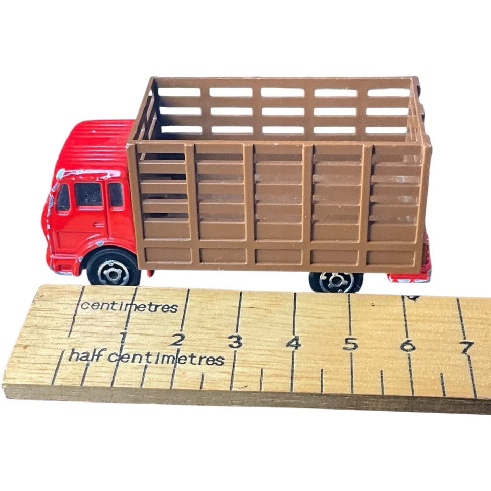 Majorette 213 Mercedes Caminhão Fazenda de Feno 1/100 Nº 254 213 Vermelho França Trabalho Playworn - Imagem 2 de 4