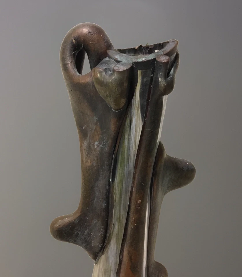 🌈 Vaso di vetro artistico, caratterizzato da un design scultoreo unico anni 50 - Immagine 2 di 4