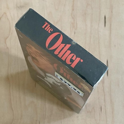 THE OTHER (1972) Sealed VHS CBS Fox Horror Creepy Twin Farm Town Murders Psycho - Imagen 5 de 6