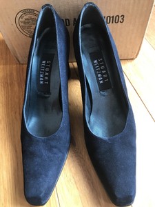 stuart weitzman marymid pump