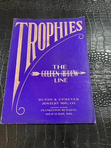 1930s CATALOG OF TROPHIES and MEDALS - BUNDE & UPMEYER JEWELRY  16 pages