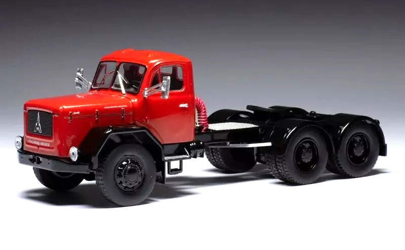 1:43 Scale IXO TR120.22 Magirus Jupiter 6 x 6 Day Cab Tractor Unit - Red & Black