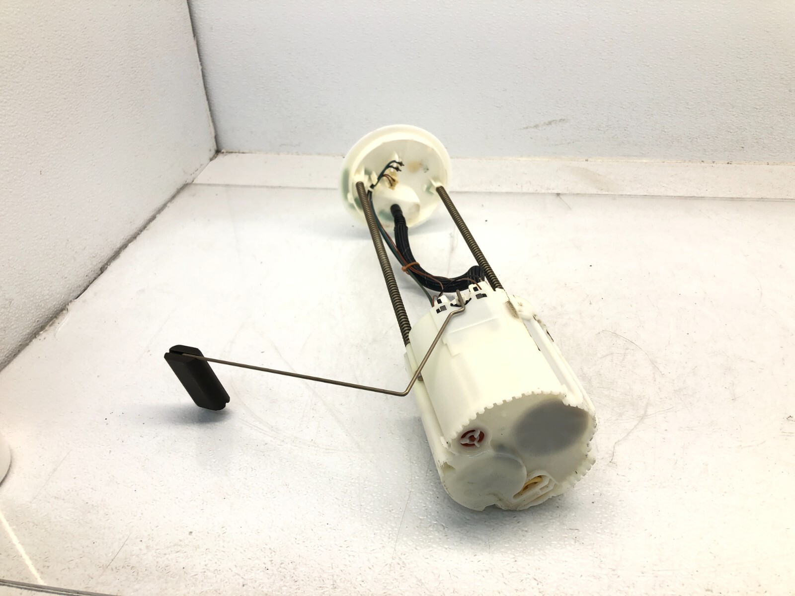 2004-2019 MASERATI GRANTURISMO S M145 FUEL TANK PUMP SENDING UNIT OEM