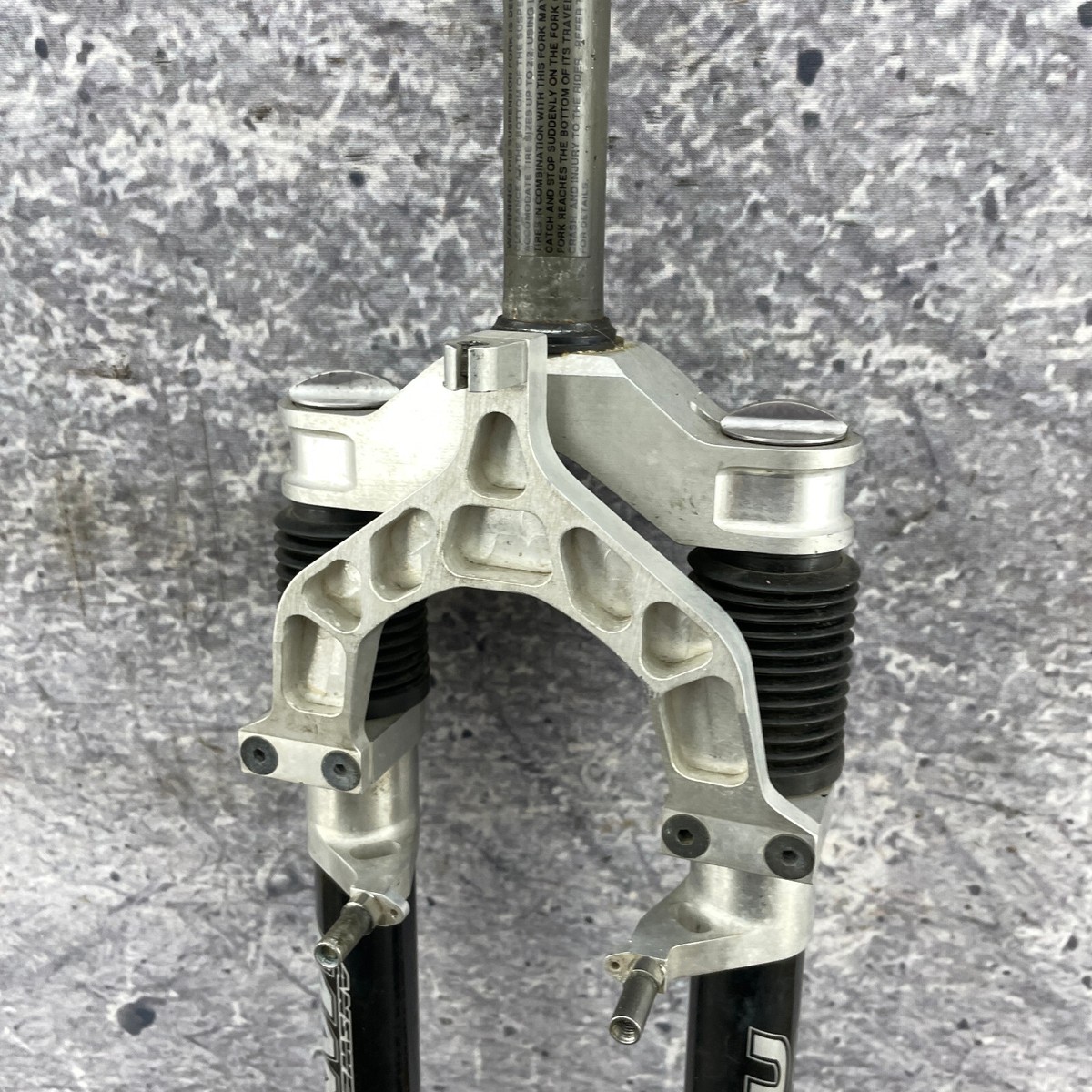 Vintage Manitou Answer Magnum Fork 1 in Threadless Steerer