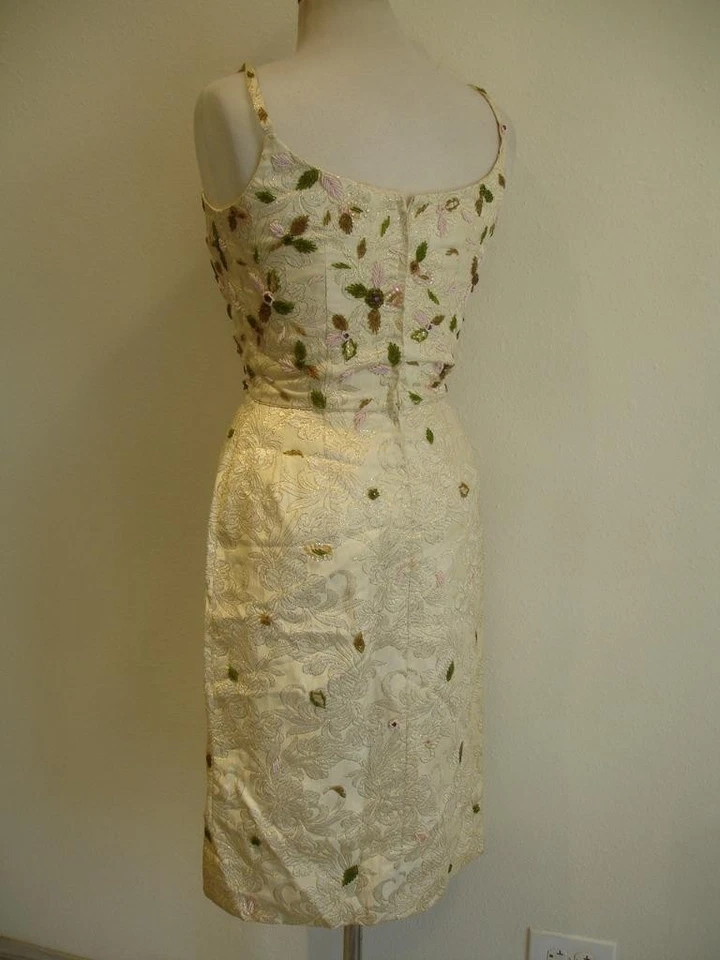 Vestido de fiesta bordado con correa de espagueti bordado de noche para mujer talla XS de colección años 50 Foto 4 de 4