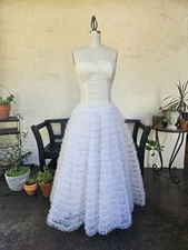 1950s Tea Length Bridal Gown Extra Small Vintage Wedding Dress Lace And Ruffles