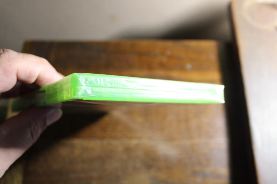 Aliens vs. Predator (Xbox 360, 2010) Brand New & Factory Sealed - Image 4 of 4