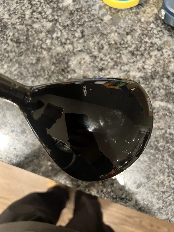 Titleist TSR2 18* 5-Madera Flex Regular Mitsubishi Tensei Azul Buen Agarre Tamaño Mediano Foto 3 de 4