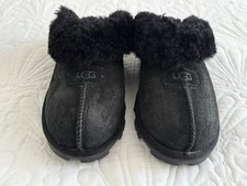 UGG Women  s Size 8 Coquette Suede Black Slip on Slipper Shoe   Smoke/Pet Free