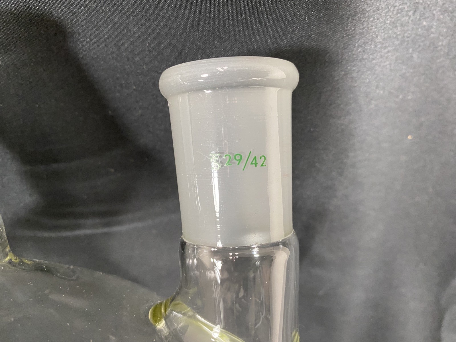 CHEMGLASS 5,000mL Heavy Wall Vertical 3-Neck 29/42 Round Bottom Flask CG-1522-57