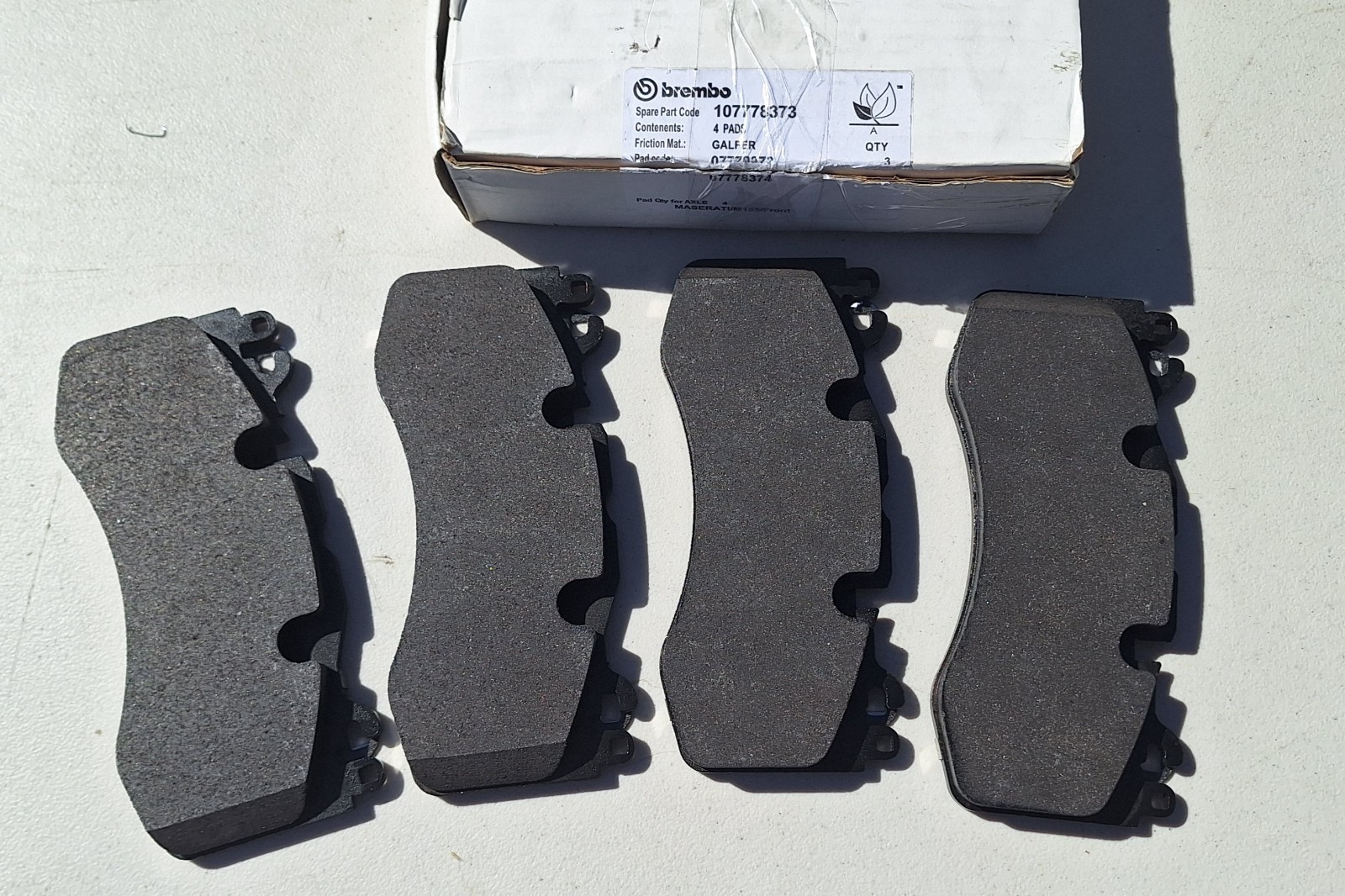 NEW OEM AD43-2D007-AB Front Brake Pads  Aston Martin Rapide, V8 Vantage