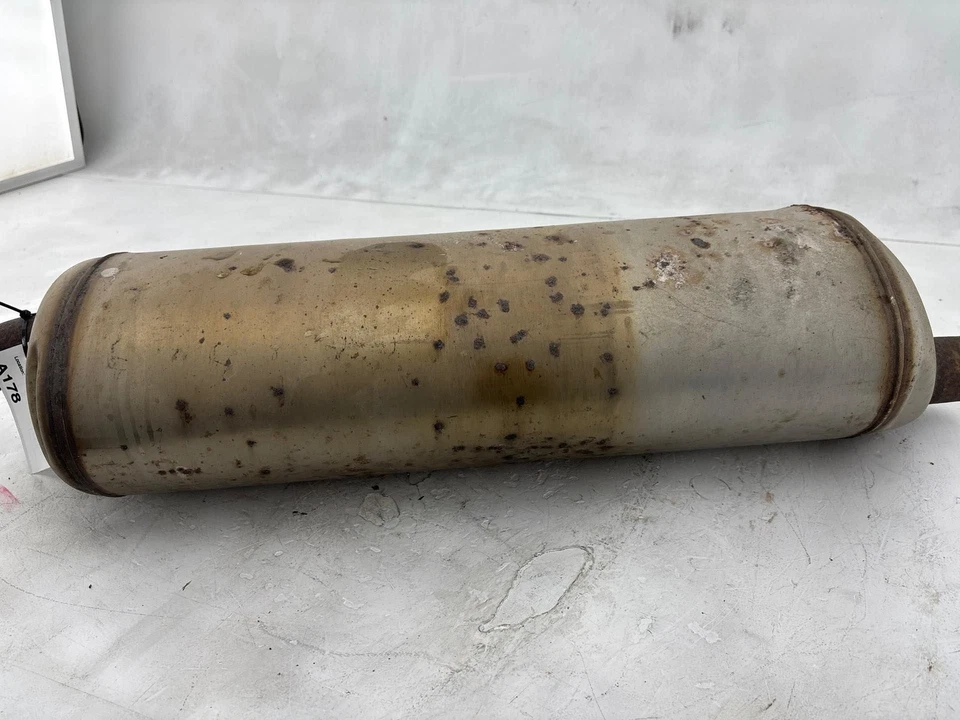 Tubo silenciador de escape Honda Odyssey 2011-2017 OEM Foto 4 de 4