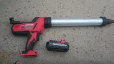 Milwaukee M18 Cordless 20-oz Aluminum Barrel Caulk & Adhesive Gun W/ Battery 
