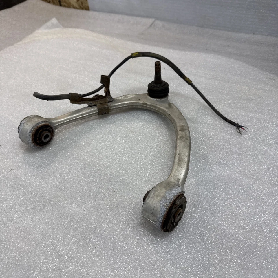 OEM Lexus LS430 Front Upper Control Arm Right 48610-59045 2001-2006 Used – Good - Image 2 of 4