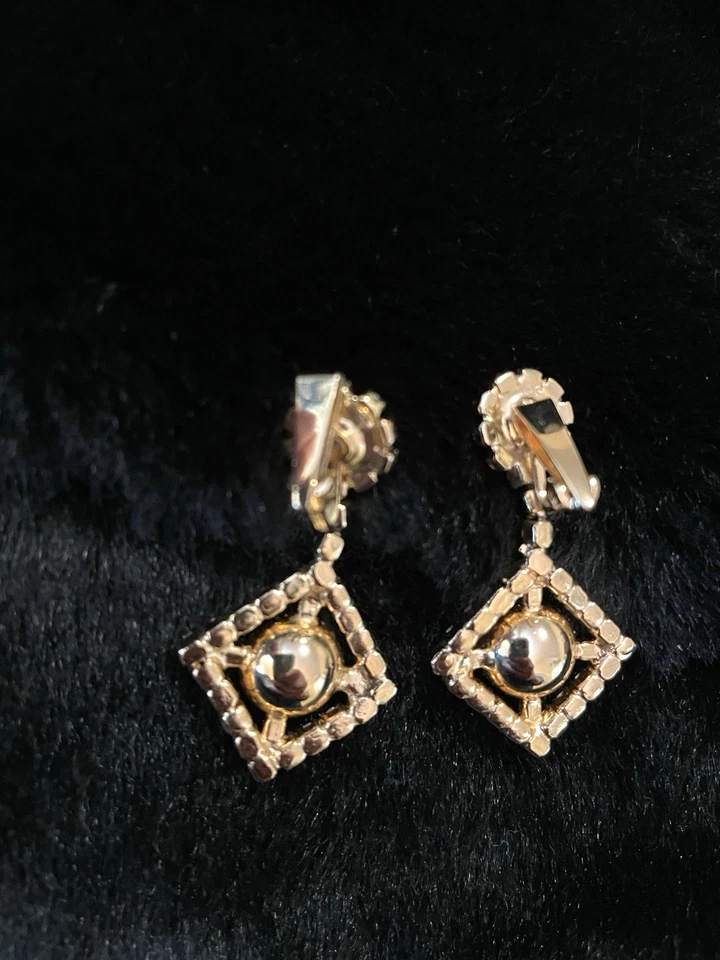 复古钟摆吊坠耳环模拟珍珠带绿色水钻夹 1.5 — 第 4/4 张图片