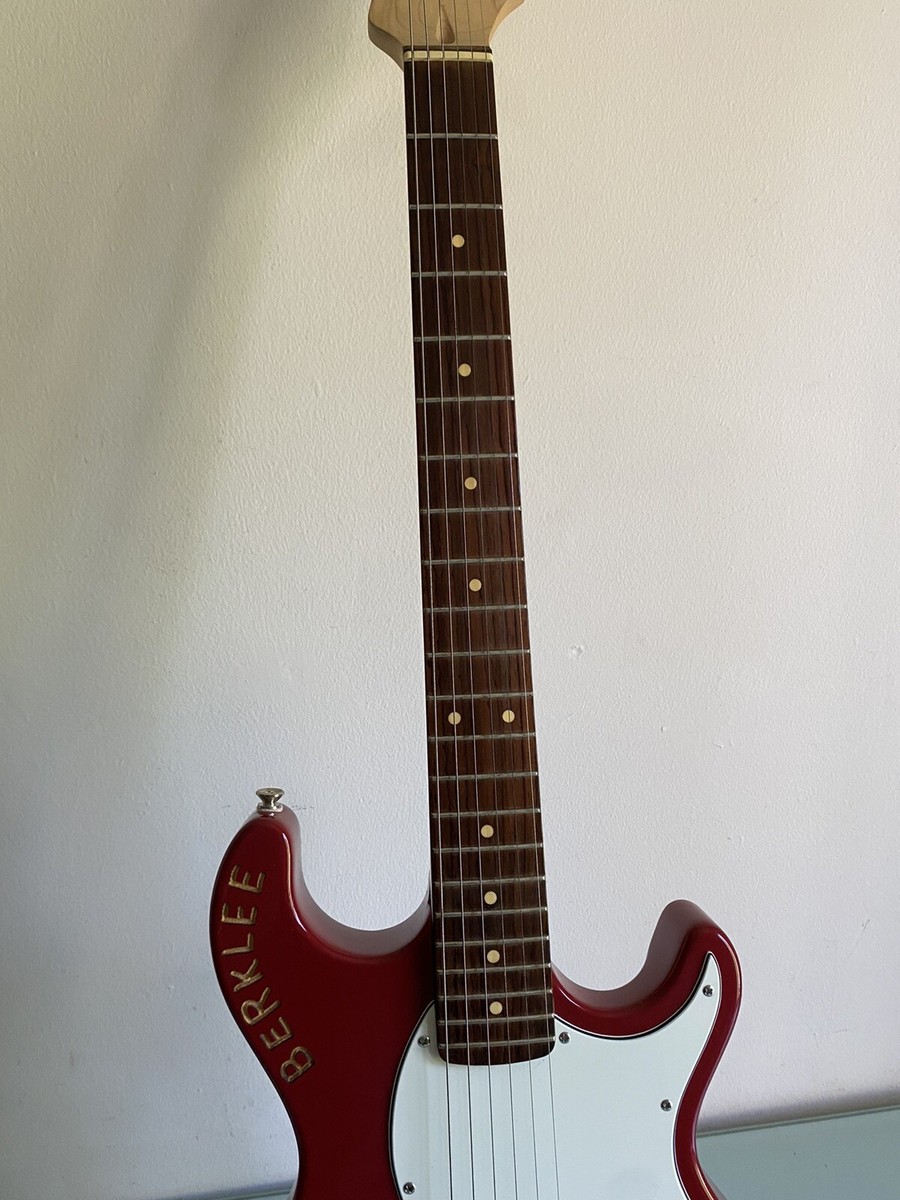 Line 6 Variax 300 Modeling Guitar One-Of-A-Kind Berklee