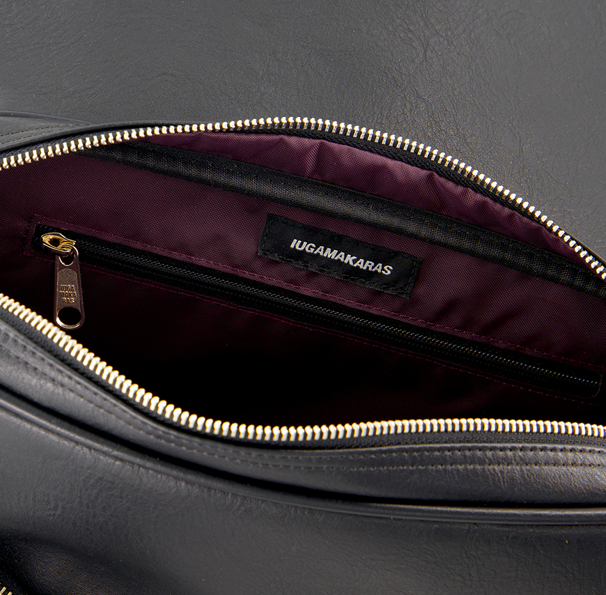 ショルダーバッグ・ポシェット ^IUGAMAKARAS^ Bumpy Buckle Holster Bag IUG24B16BK IUGAMAKARASIUGA] IUGA Bumpy Buckle Holster Bag | UNISEX